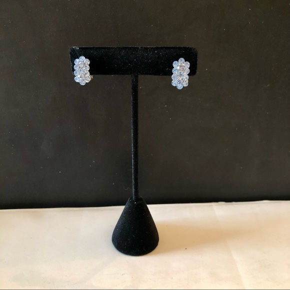 CLIP Earrings. Three Pairs. - Picture 4 of 7